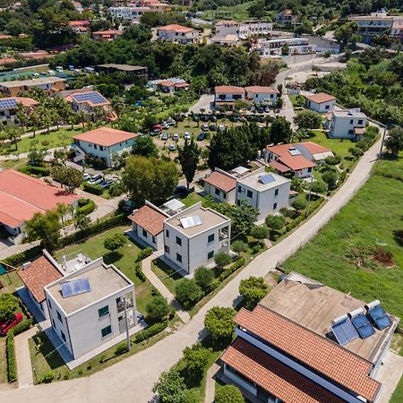 زامبروني Villaggio Residence Emmesse المظهر الخارجي الصورة